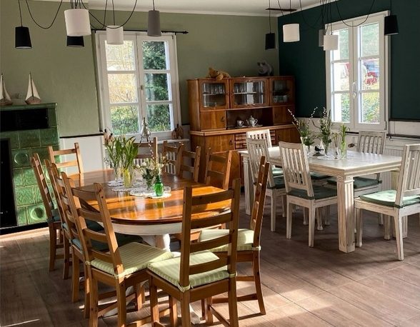 Liebevoll eingerichtetes Tierschutzcafé im Tierschutzzentrum Wuppertal